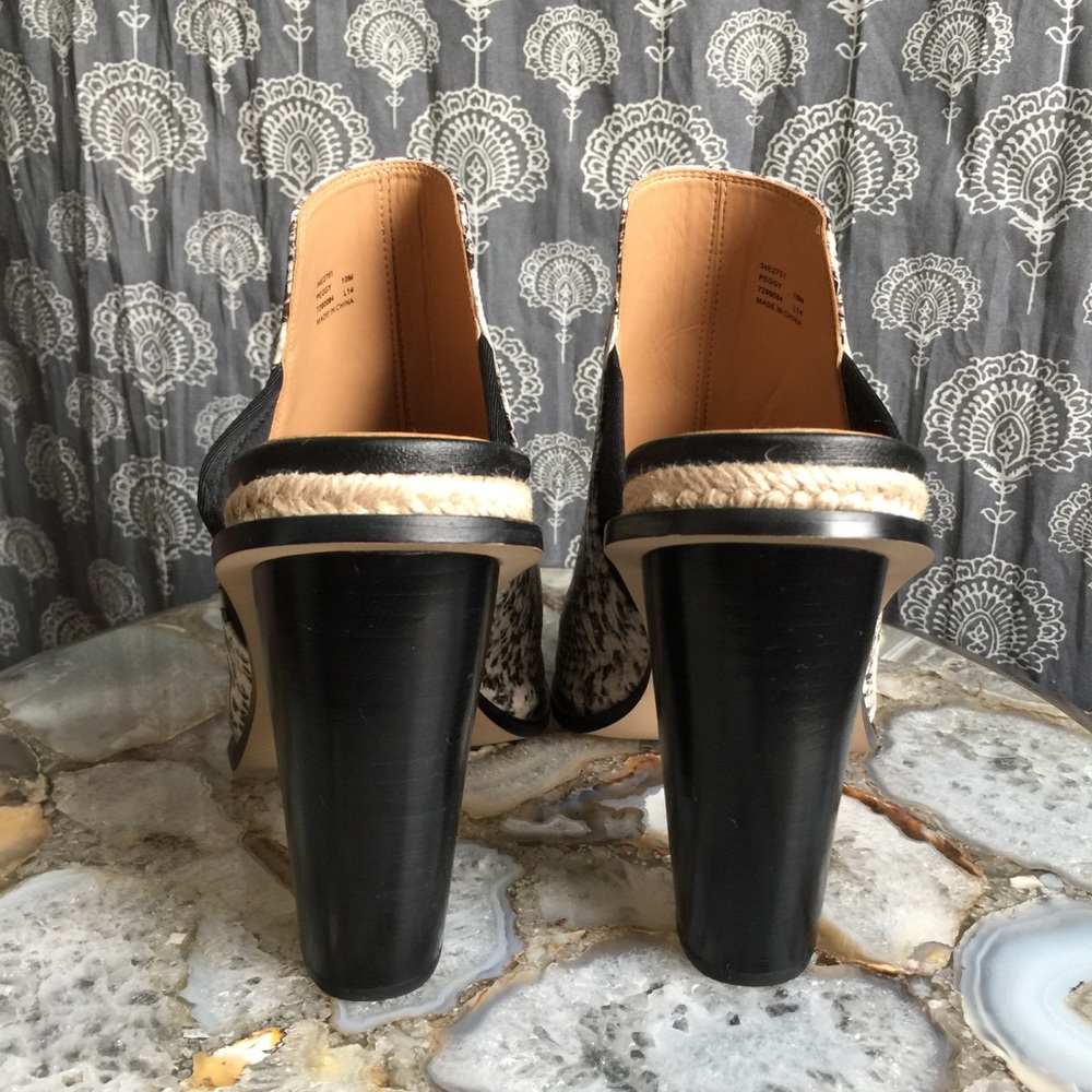 Calvin Klein Snakeskin Print Open-Toe Mules - Picture 5 of 6